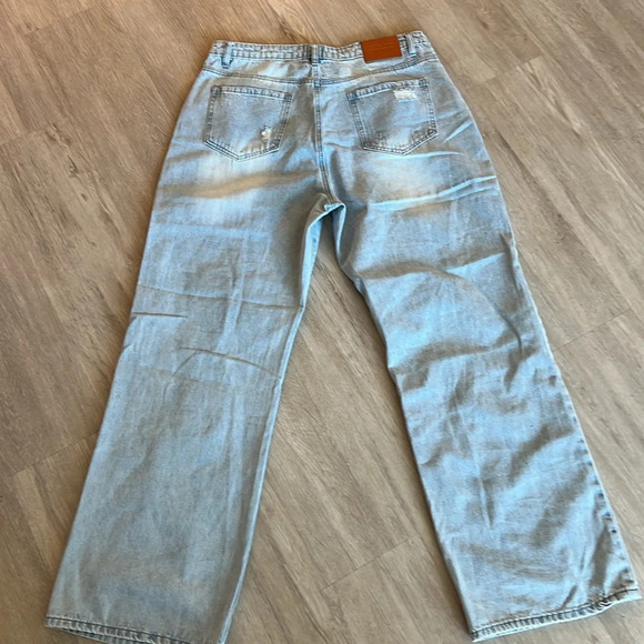 New Princess Polly Bilston Boyfriend Jeans Light Wash - Picture 4 of 4